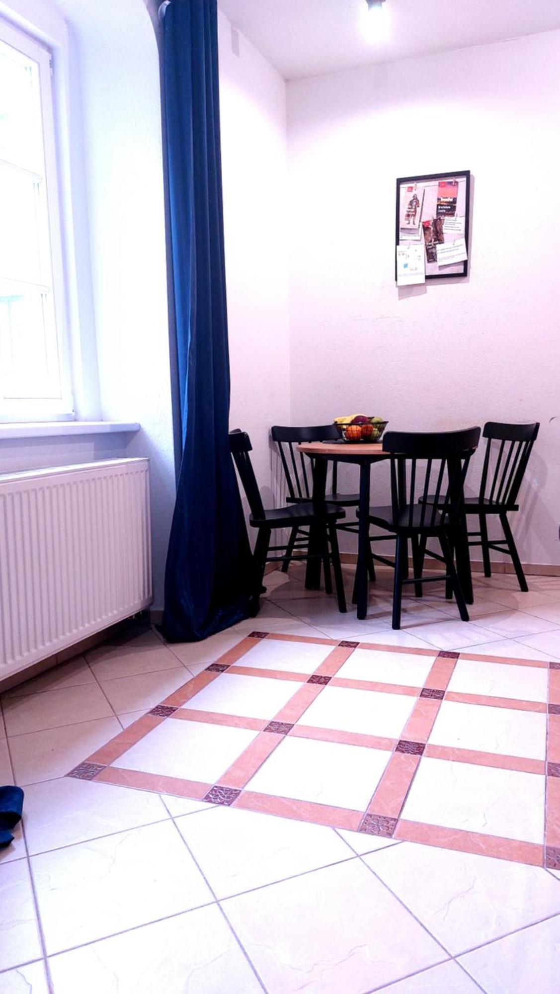 Michael'S Gate Large Apartment In A 15Th-Century Building, Old Town Bratislava Exterior photo